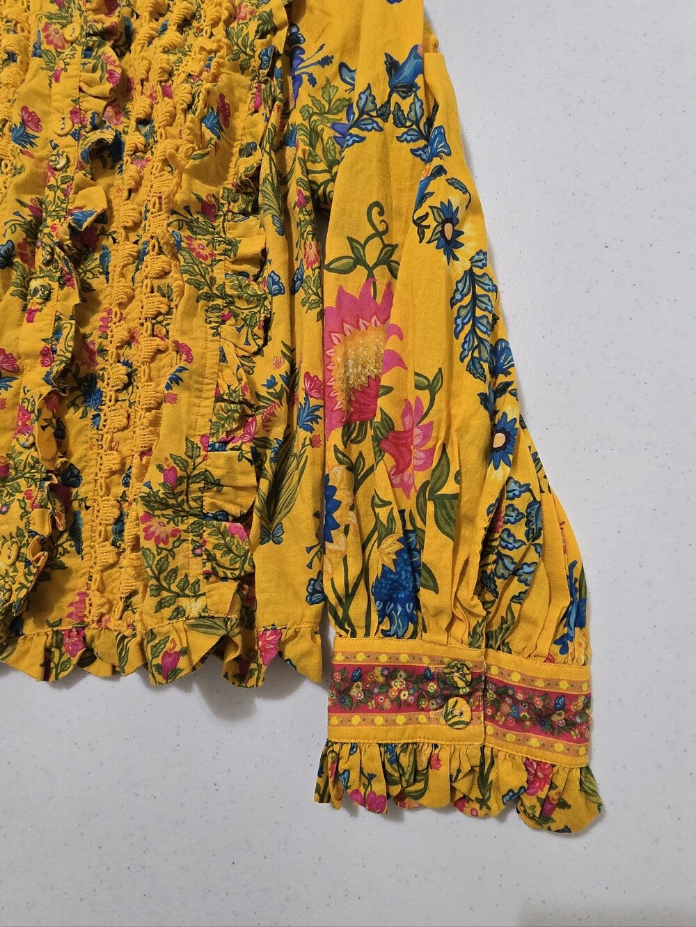 Farm Rio Anthropologie Puff- Sleeve Ruched Blouse Yellow Floral LS Button Up Med - Picture 7 of 10